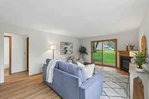 422 95th Ln NE, Blaine, MN 55434 - Photo 3