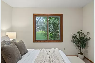 422 95th Lane NE, Blaine, MN 55434 - Photo 9