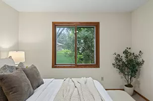 422 95th Ln NE, Blaine, MN 55434 - Photo 9