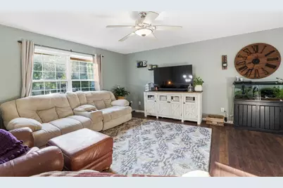 2106 York Street, Saint Peter, MN 56082 - Photo 5
