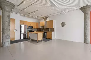 225 9th Street E, Saint Paul, MN 55101 - Photo 25