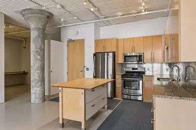 225 9th Street E #304, Saint Paul, MN 55101 - Photo 27