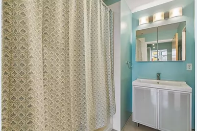 225 9th Street E #304, Saint Paul, MN 55101 - Photo 37