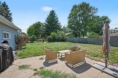 1460 Sherren Avenue E, Maplewood, MN 55109 - Photo 15