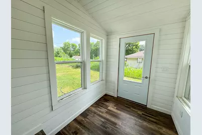 522 W Spruce Street, Fergus Falls, MN 56537 - Photo 3