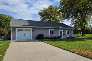 411 Bullis St, Kenyon, MN 55946 - Photo 1