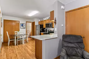 9449 Jewel Ln N, Maple Grove, MN 55311 - Photo 7