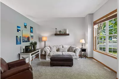 737 Williams Drive, Hastings, MN 55033 - Photo 5