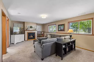 737 Williams Dr, Hastings, MN 55033 - Photo 21