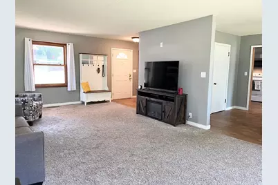 805 Highland Road, Windom, MN 56101 - Photo 19