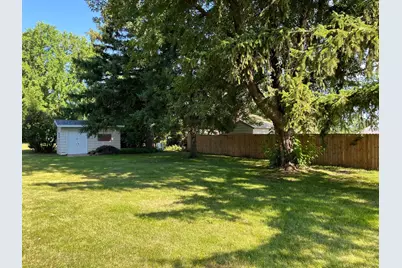 805 Highland Road, Windom, MN 56101 - Photo 45