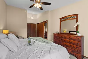 7232 Woodstock Curv, Bloomington, MN 55438 - Photo 21