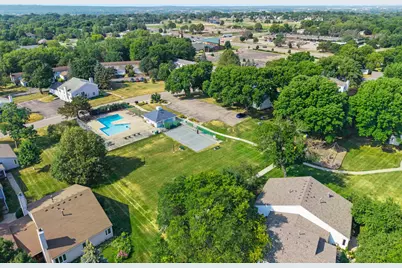 7232 Woodstock Curve, Bloomington, MN 55438 - Photo 31