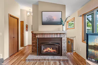 7232 Woodstock Curve, Bloomington, MN 55438 - Photo 13