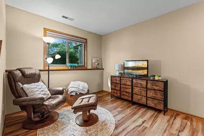 7232 Woodstock Curve, Bloomington, MN 55438 - Photo 25