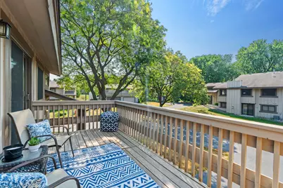 7232 Woodstock Curve, Bloomington, MN 55438 - Photo 17