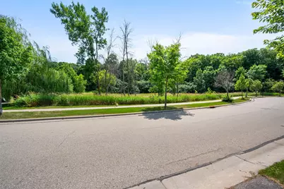 6872 Creekside Way, Excelsior, MN 55331 - Photo 3