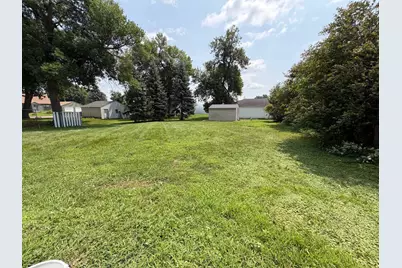 305 W 3rd Street, Winthrop, MN 55396 - Photo 25