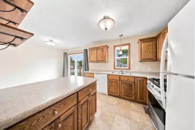 2643 Guthrie Avenue N, Oakdale, MN 55128 - Photo 13
