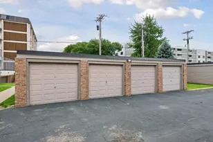 6427 Barrie Rd, Edina, MN 55435 - Photo 27