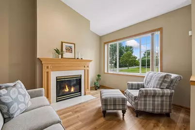 3873 Lawndale Lane N, Plymouth, MN 55446 - Photo 9
