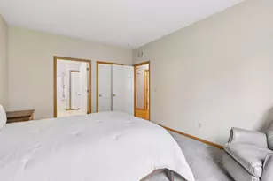 3873 Lawndale Ln N, Plymouth, MN 55446 - Photo 23