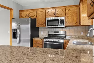 14366 Europa Avenue, Apple Valley, MN 55124 - Photo 9