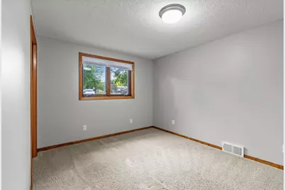 14366 Europa Avenue, Apple Valley, MN 55124 - Photo 39