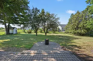 277 Highland Dr, Chaska, MN 55318 - Photo 27