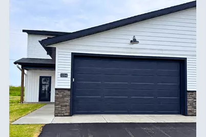 3204 Scotch Lane, Mankato, MN 56001 - Photo 1