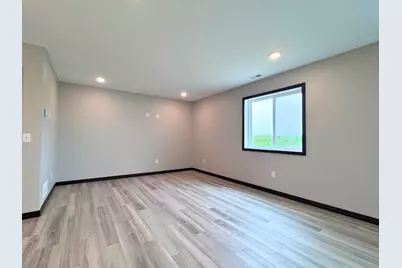 3204 Scotch Lane, Mankato, MN 56001 - Photo 11