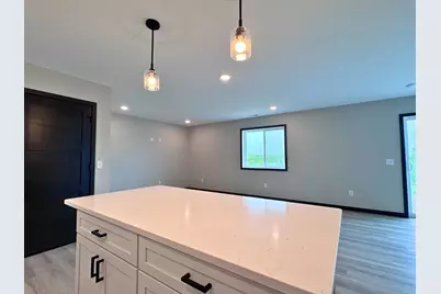 3204 Scotch Lane, Mankato, MN 56001 - Photo 7