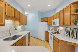 6936 Inverness Ct, Inver Grove Heights, MN 55077 - Photo 17