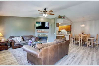 2904 Schabacker Court #D, Menomonie, WI 54751 - Photo 5