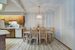 2904 Schabacker Ct, Menomonie, WI 54751 - Photo 11