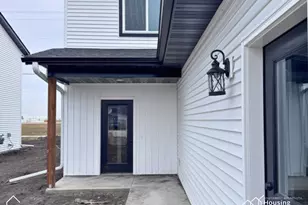 3200 Scotch Ln, Mankato, MN 56001 - Photo 3