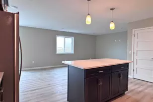 3200 Scotch Ln, Mankato, MN 56001 - Photo 7