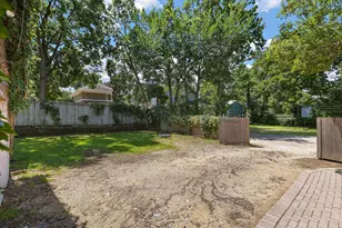 1004 Center Street W, Rochester, MN 55902 - Photo 11