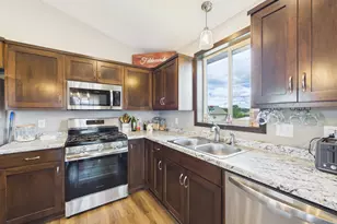 114 Collina Cir, Avon, MN 56310 - Photo 3