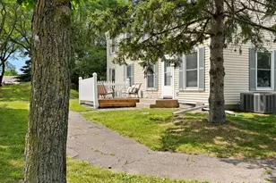4980 Grenwich Trail N, Oakdale, MN 55128 - Photo 27