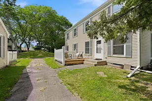 4980 Grenwich Trail N, Oakdale, MN 55128 - Photo 25