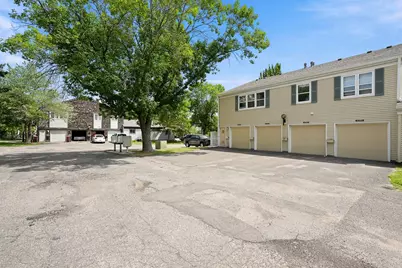 4980 Grenwich Trail N, Oakdale, MN 55128 - Photo 21