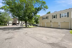 4980 Grenwich Trail N, Oakdale, MN 55128 - Photo 21