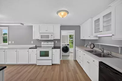 17 2nd Street NE, Kasson, MN 55944 - Photo 7