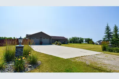 14594 138th Avenue NE, Thief River Falls, MN 56701 - Photo 3