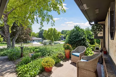 4675 Balsam Lane N, Plymouth, MN 55442 - Photo 3