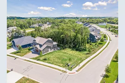 1949 Woods Point, Waconia, MN 55387 - Photo 5