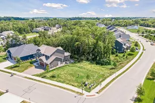 1949 Woods Pt, Waconia, MN 55387 - Photo 5