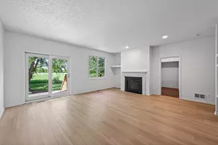 11374 Balsam Way, Woodbury, MN 55129 - Photo 5