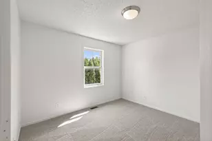 11374 Balsam Way, Woodbury, MN 55129 - Photo 15